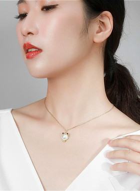 轻奢项链高级设计感猫眼石锁骨链