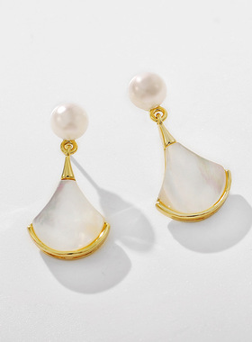 戴拉扇形淡水珍珠项链耳环戒指