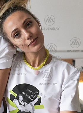 俄罗斯天然晶石爱心吊装时髦项链