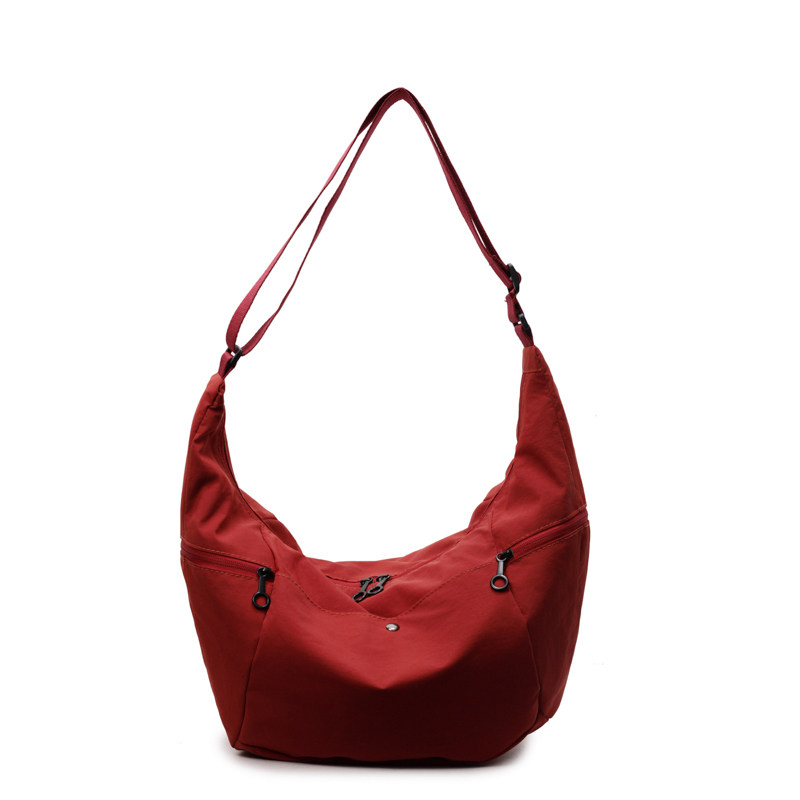 轻便小众休闲饺子包包女2025新款大容量通勤包瑜伽健身单肩斜挎包,淘宝优惠券,粉丝福利购,淘宝优惠卷