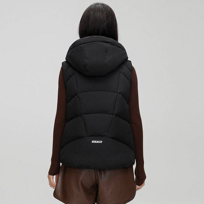 雪中飞2025轻薄短款羽绒马甲女款新款秋冬季时尚保暖薄款显瘦外套,淘宝优惠券,粉丝福利购,淘宝优惠卷