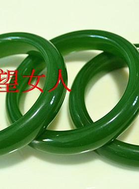 合成玉新鲜出炉绿色手镯