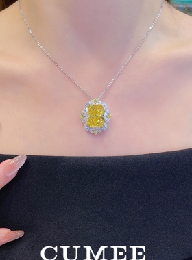 轻奢度假风花瓣黄钻银镀金项链