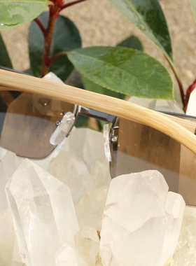 天然茶色时尚风水晶眼镜