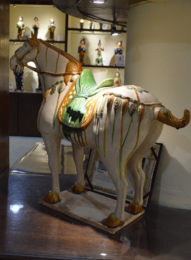 洛邑三彩仿古风别墅收藏大装饰品