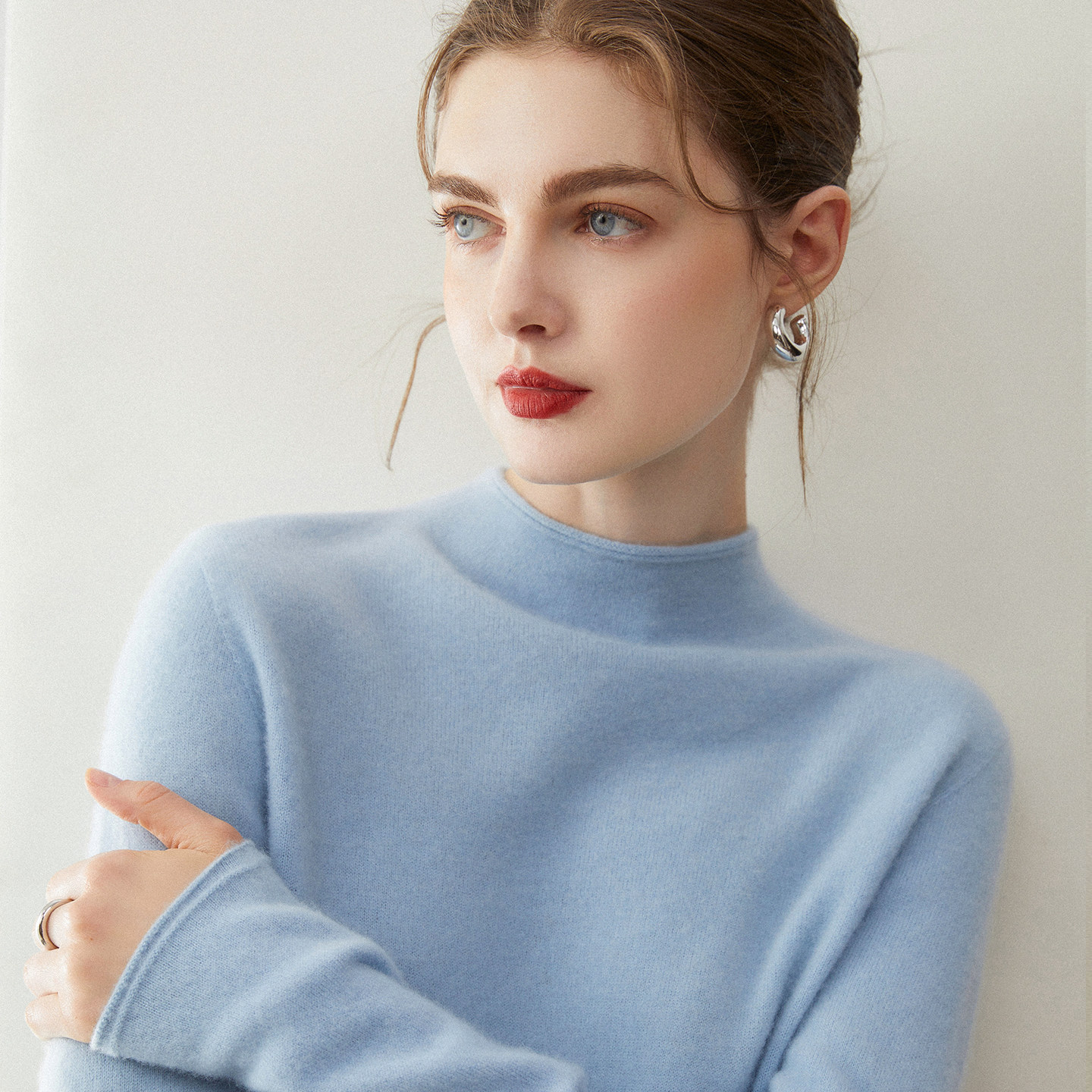 康赛妮~新款纯山羊绒衫女卷边半高领纯色宽松针织打底衫毛衣内搭,淘宝优惠券,粉丝福利购,淘宝优惠卷