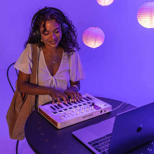 Arturia MINILAB3 KeyLab 25 49 61 MK3编曲MIDI键盘打击垫控制器 - 图1