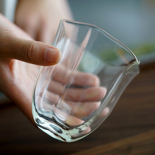 谈得来 高硼硅耐热玻璃六方公道杯 分茶器功夫茶具 茶道零配 新品 - 图2