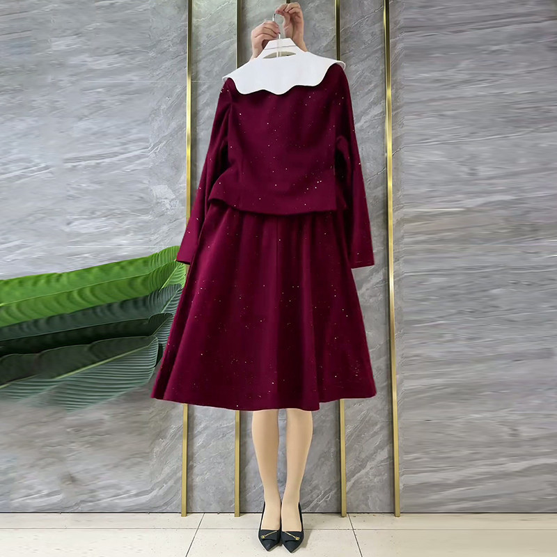 冬季新款时尚洋气翻领撒星上衣搭配半身裙两件套大码女装休闲套装,淘宝优惠券,粉丝福利购,淘宝优惠卷