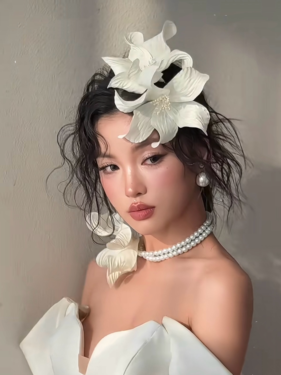 美高原创米色百搭手工花新娘头饰品样片旅拍婚纱摄影化妆造型跟妆 - 图2