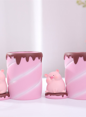 艺琳树脂装饰卡通书房摆件