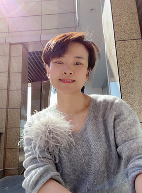 烟灰大尺寸夸张真鸵鸟毛胸针