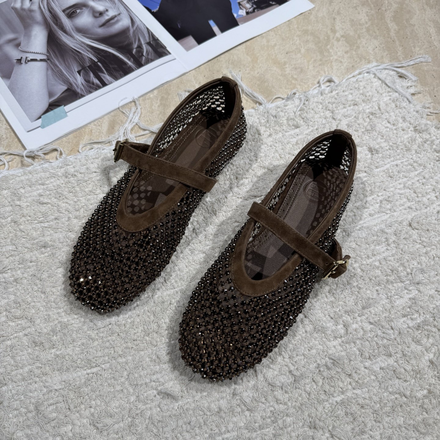 2026春季新款欧货欧洲站水钻镂空网面玛丽珍鞋女平底一字扣渔网鞋,淘宝优惠券,粉丝福利购,淘宝优惠卷