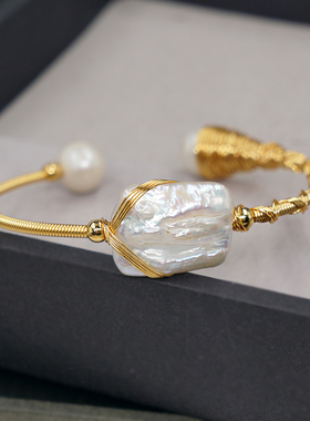 原创巴洛克珍珠包金绕线大气手镯