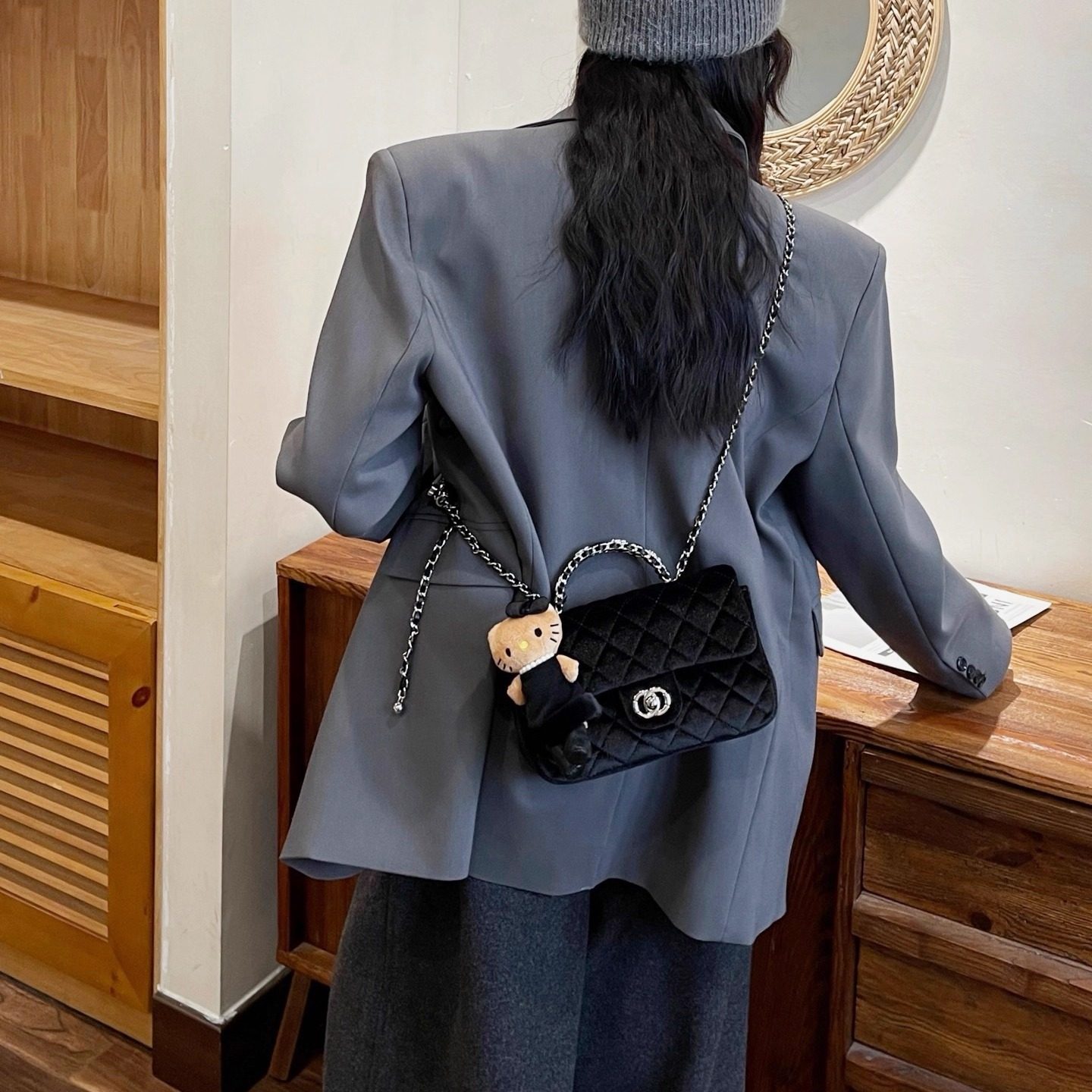 丝绒小香风包包女2025新款时尚精致小拎包百搭菱格链条包斜挎小包,淘宝优惠券,粉丝福利购,淘宝优惠卷