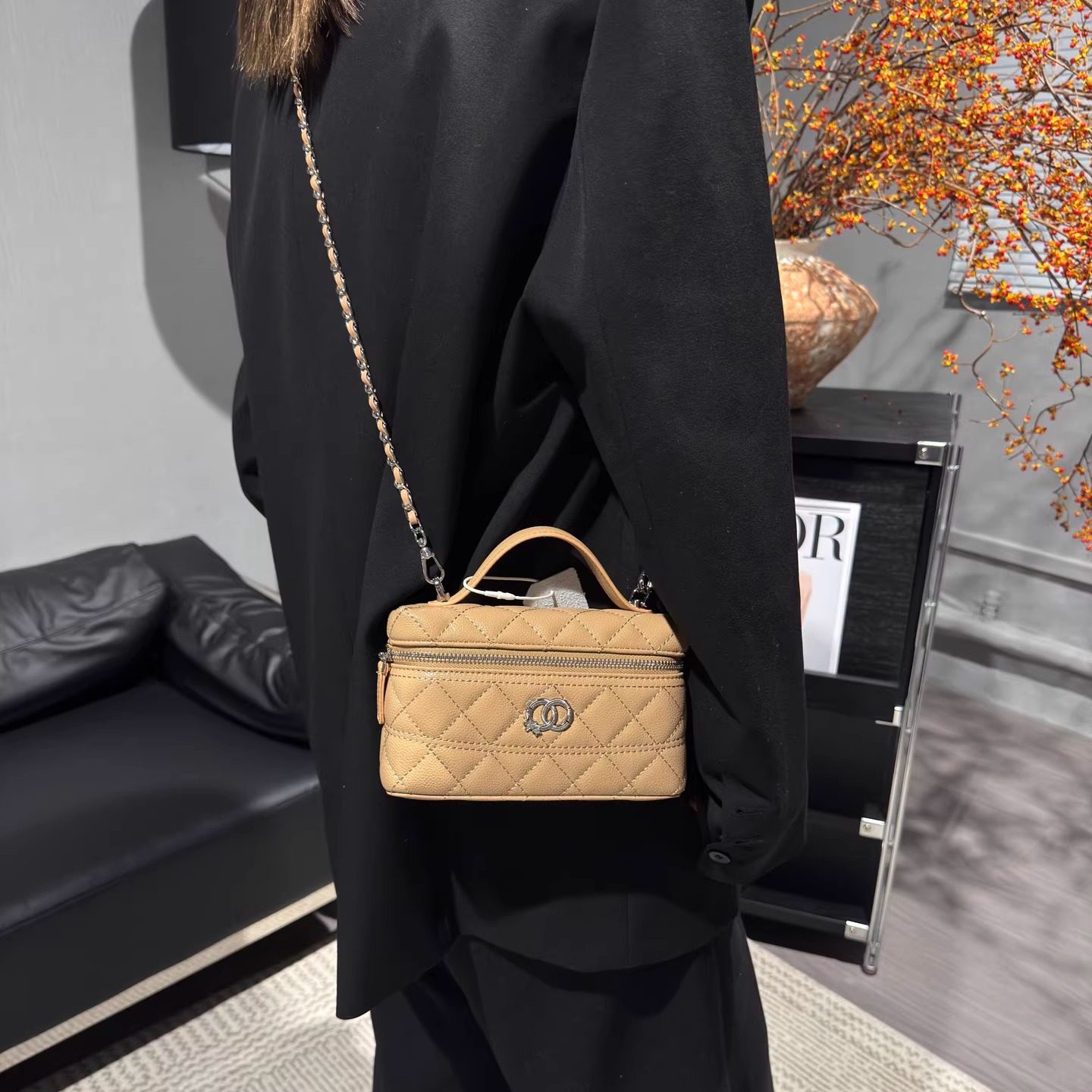 小香风鱼子酱链条包女2026新款真皮手提饭盒包超火精致斜挎小方包,淘宝优惠券,粉丝福利购,淘宝优惠卷