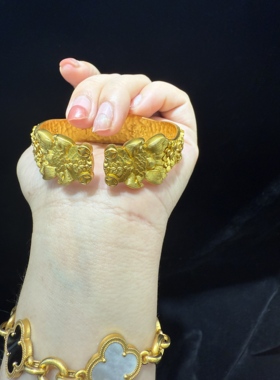 水贝黄金 鏨刻双鱼足金999手镯 2026小红书爆闪足金手环送女友