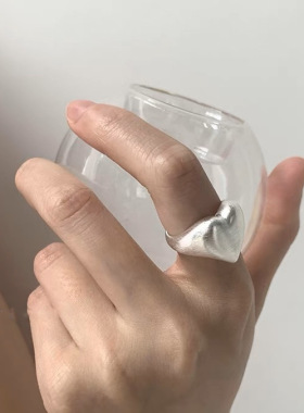 复古爱心拉丝戒指开口BKP高级感