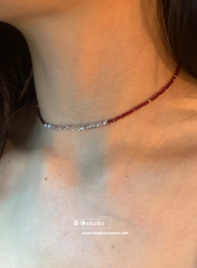 “破碎花园”巨显白红色天然石choker颈链女碎冰冰细闪锁骨链2026
