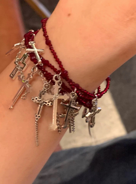 暗黑系十字架流苏手链女