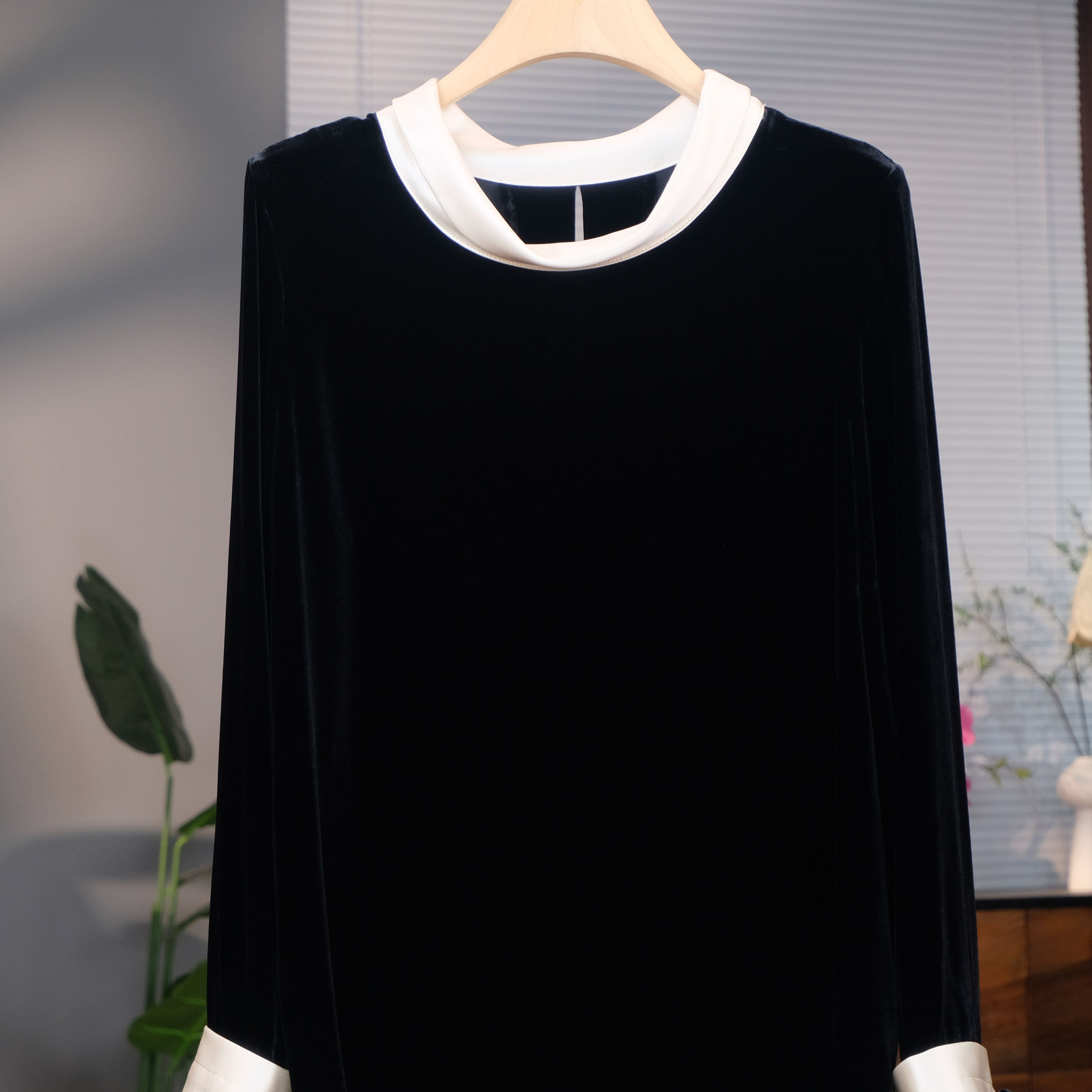 真丝丝绒拼接上衣女秋季新款长袖气质名媛时尚高级感桑蚕丝衬衫,淘宝优惠券,粉丝福利购,淘宝优惠卷