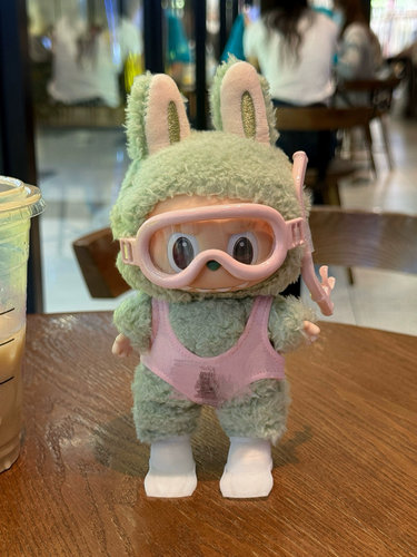 17cm拉布布春日娃衣泡泡玛特搪胶盲盒挂件labubu夏日潜水衣服配件 - 图0