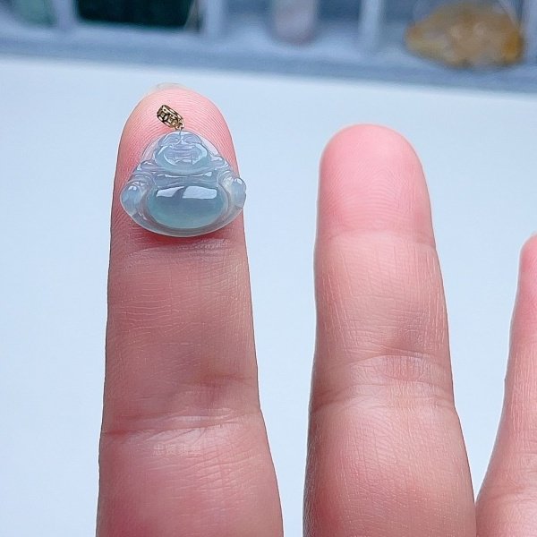 A货翡翠冰种晴水绿小佛吊坠天然老坑迷你弥勒佛挂坠镶嵌18k金扣,淘宝优惠券,粉丝福利购,淘宝优惠卷