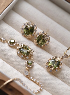 绿野仙踪系列~森系精致满钻超闪橄榄绿枫叶耳钉耳环手链女套装