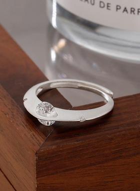 可转动锆石星球环绕闪钻轻奢戒指