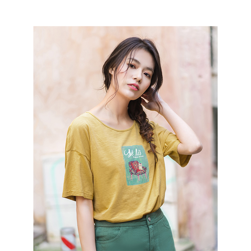  茵曼田田极客T恤