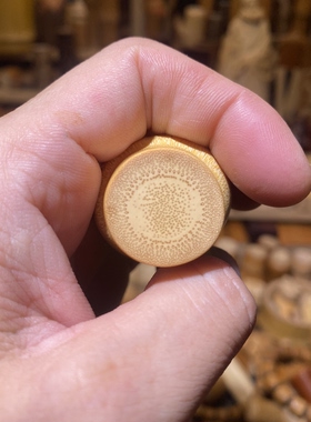 22-31-56mm黄皮高密双节异形，一物一链接，远山工实心玉竹手把件