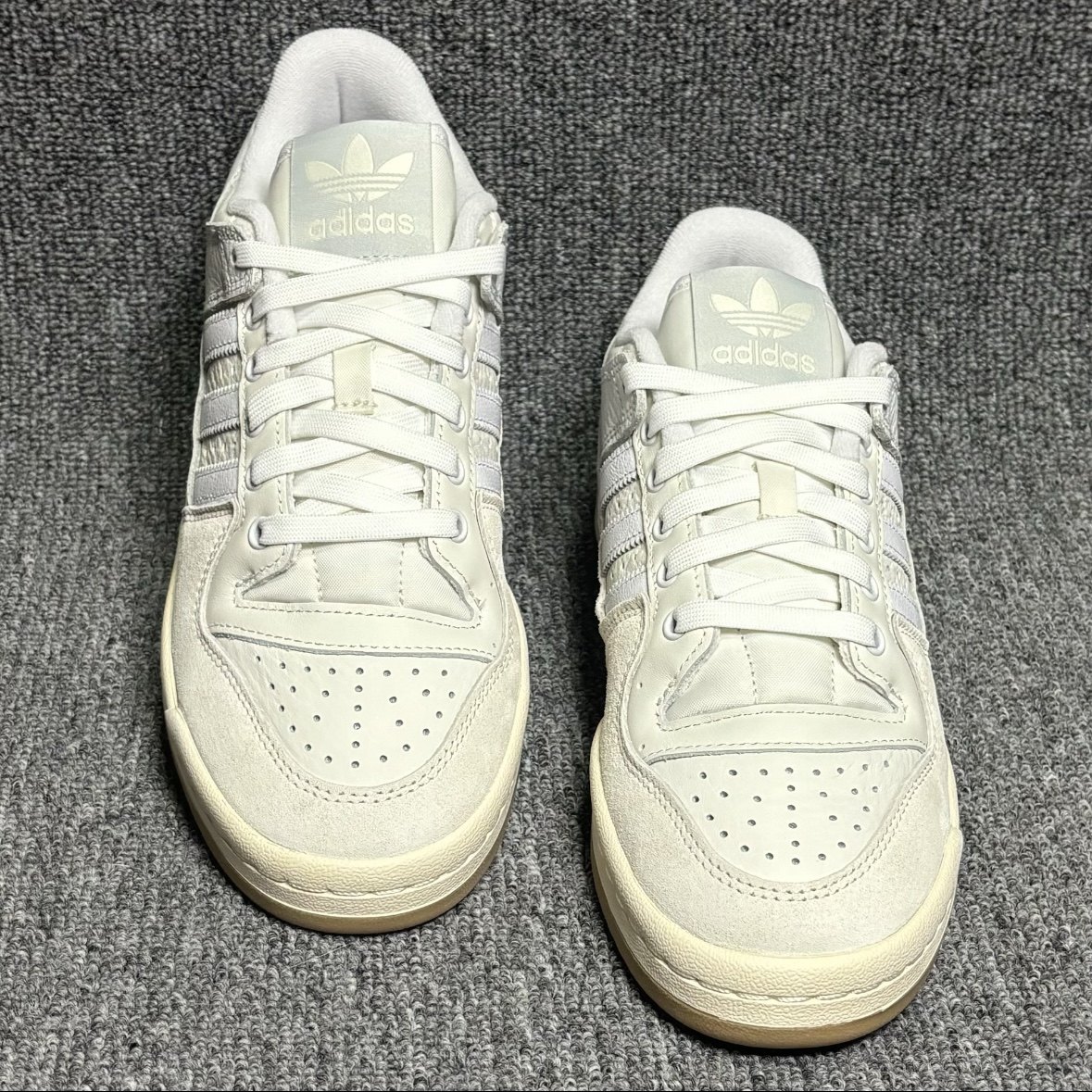 Adidas阿迪达斯三叶草 男女鞋复古休闲运动低帮板鞋米白FY7998,淘宝优惠券,粉丝福利购,淘宝优惠卷