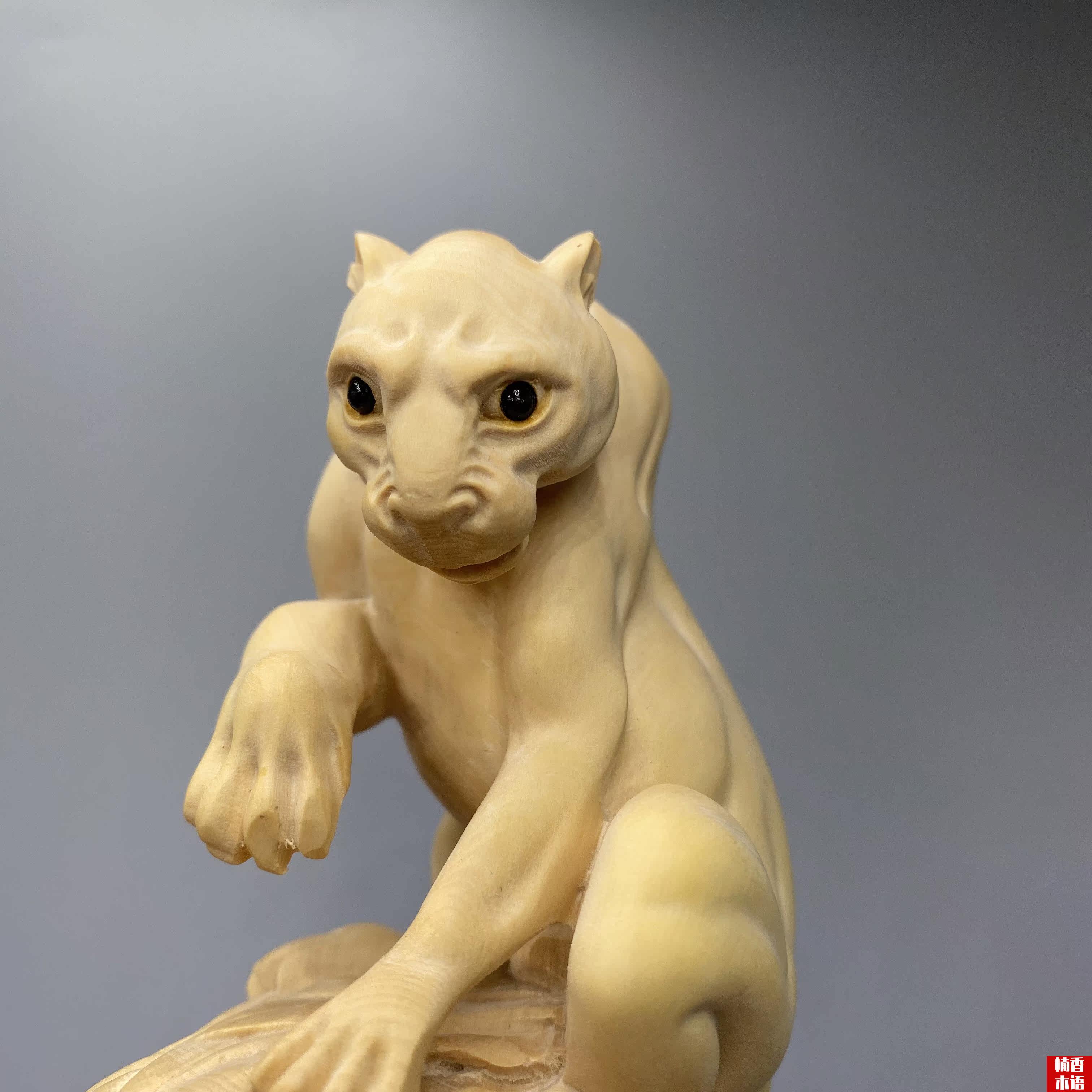 小叶黄杨木雕刻豹子一路豹发实木动物摆件家居汽车玄关装饰品中式
