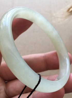 天然证书和田玉手镯