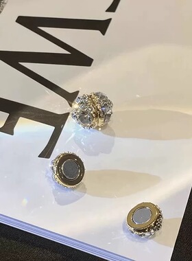 无耳洞水钻磁吸耳夹女2026新款小众高级感耳钉耳环磁铁耳骨夹耳饰