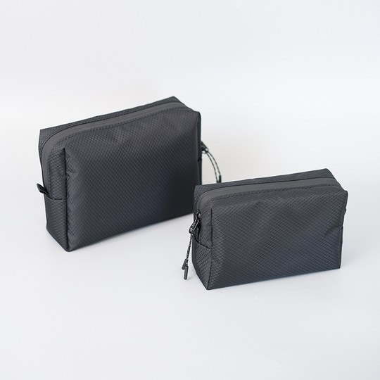 Large capacity waterproof and dustproof cosmetic bag