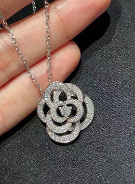 女满钻玫瑰花镂空花朵锁骨项链