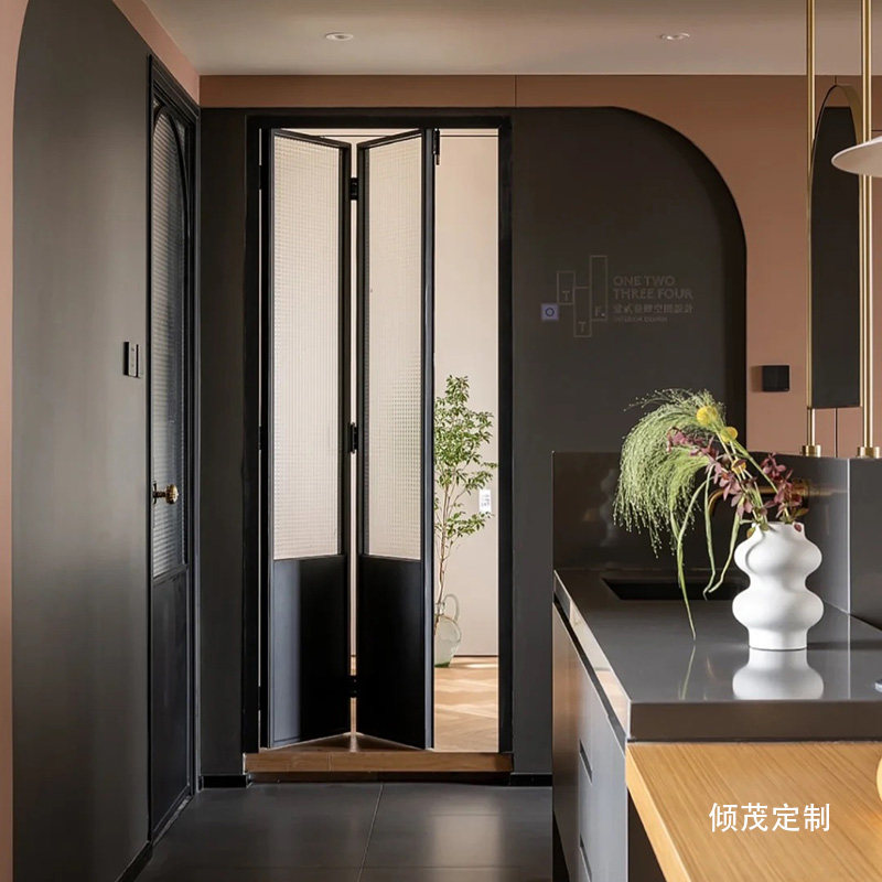 上海卫生间厕所折叠门厨房阳台钢化玻璃无下轨推拉门防水金属包套 - 图0