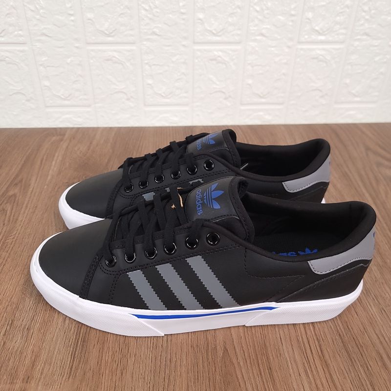 Adidas 三叶草 男女经典低帮休闲鞋 GX0979 GX8485 FX9004 GX8340 - 图2