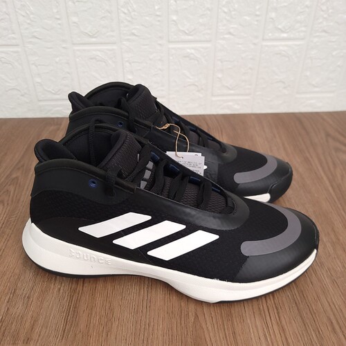Adidas 阿迪达斯 男款缓震防滑耐磨篮球鞋 IE7845 IF3823 IG4496 - 图0
