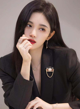 2022日韩复古锆石女胸针