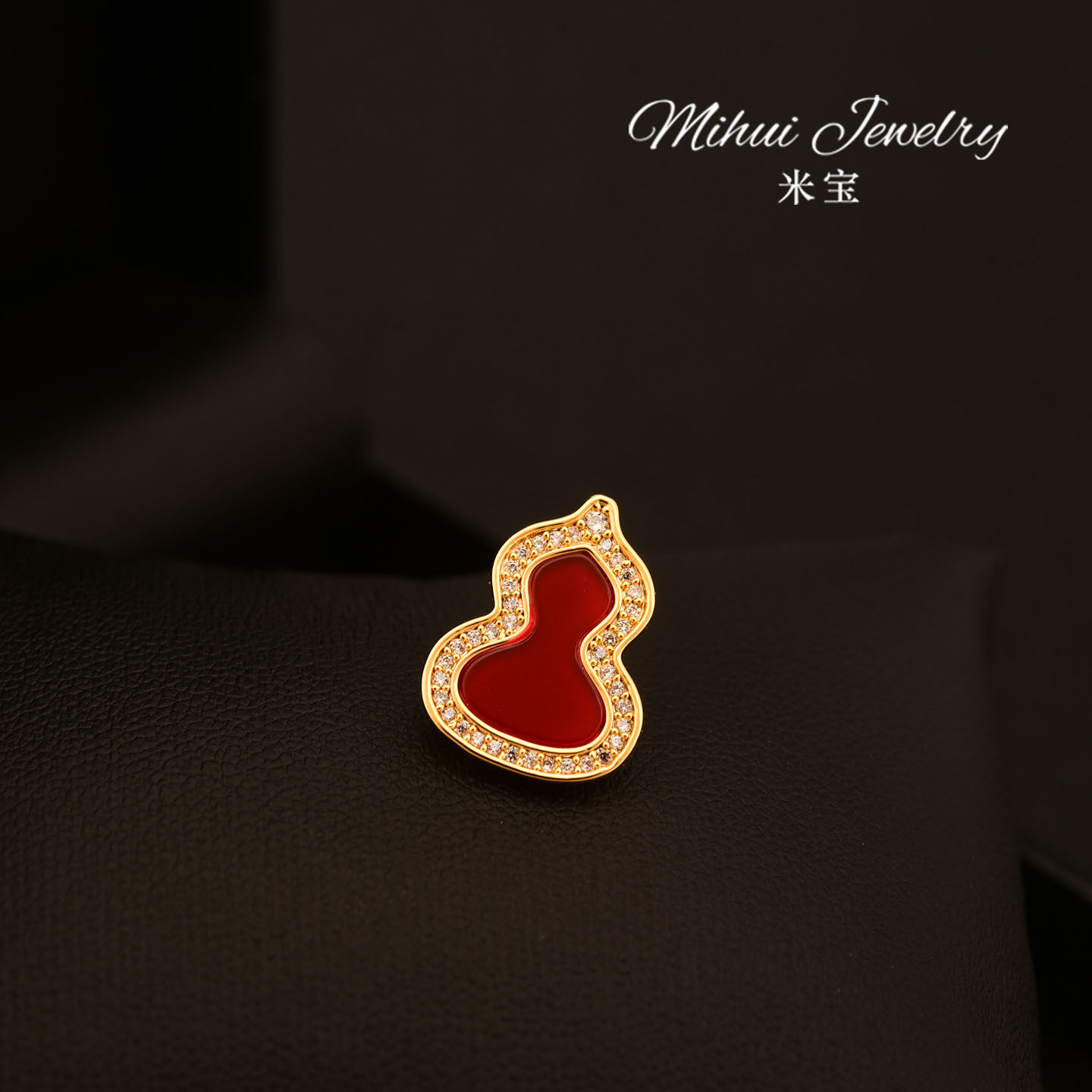 天然红玉髓葫芦小胸针西服领口高档红色喜庆配饰领口防走光小扣针,淘宝优惠券,粉丝福利购,淘宝优惠卷