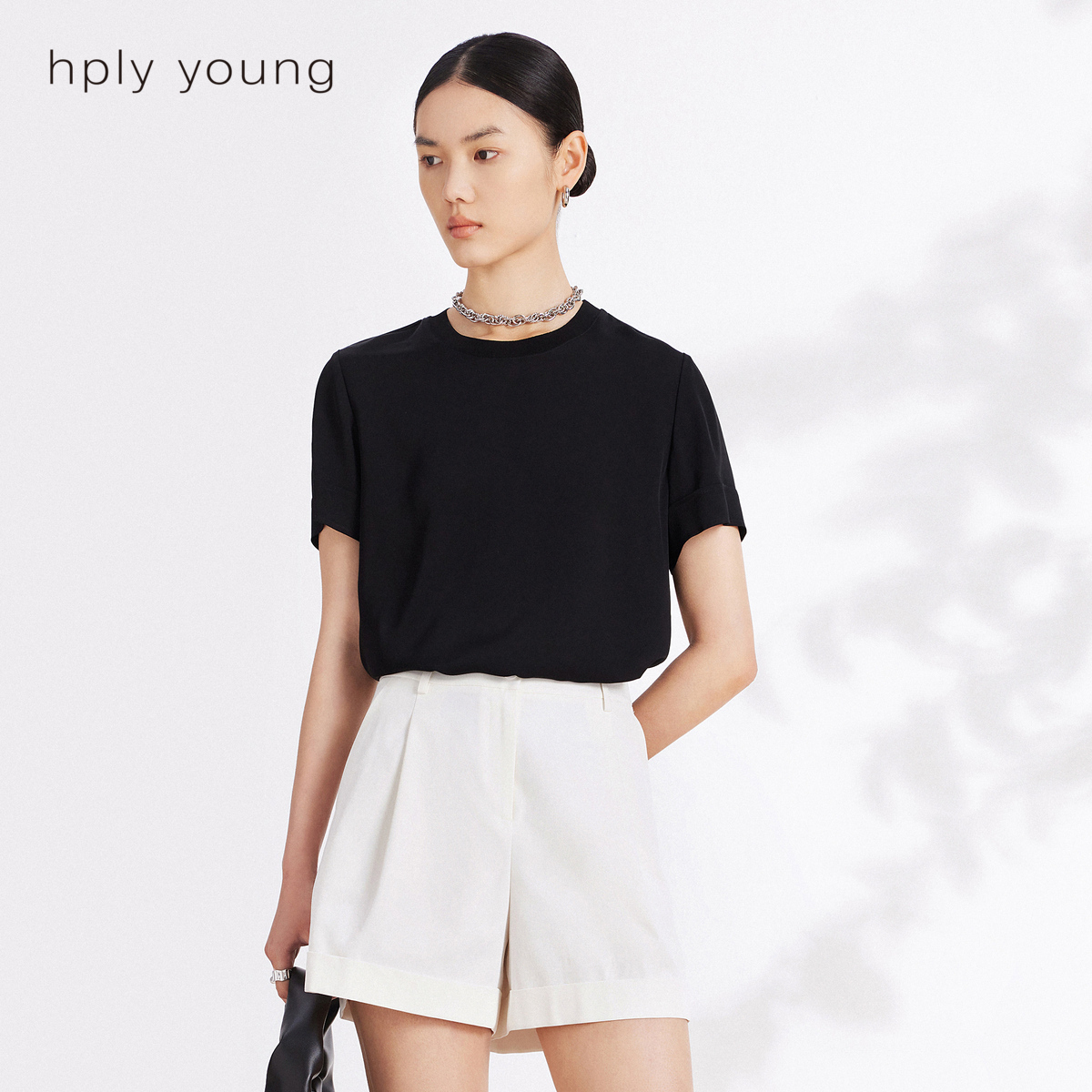 线上专享hply young夏季新款女T恤式真丝上衣圆领小上衣-图1