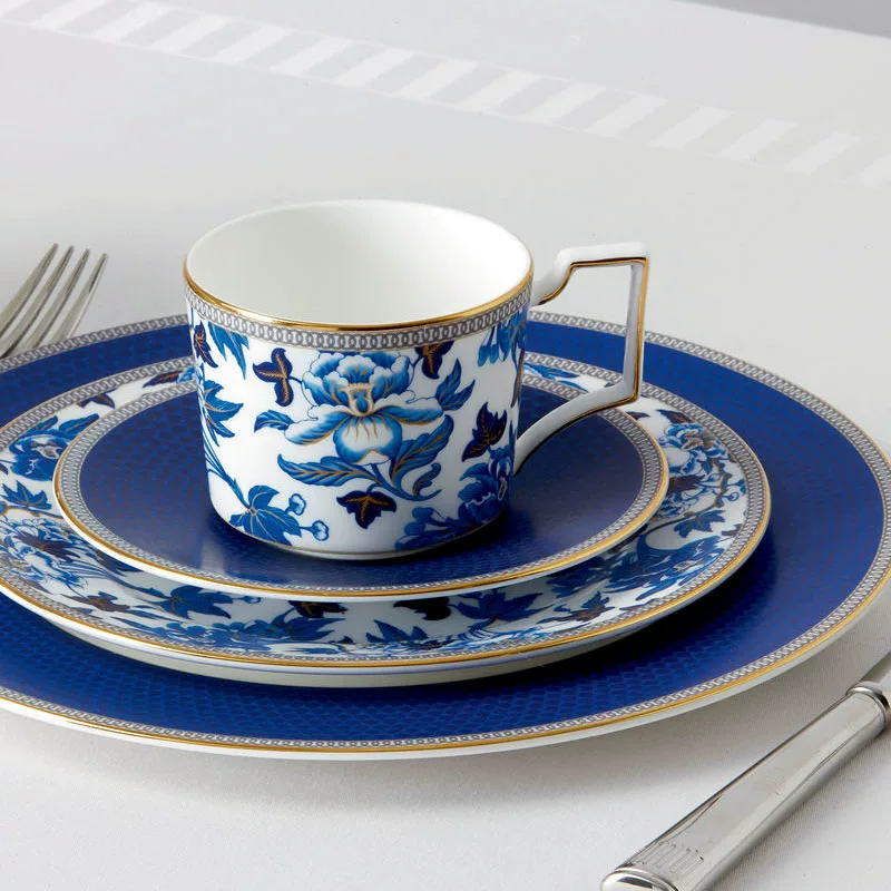 Искрення британская Wedgwood Гибискус 15/20/23/27 костяной фарфор тарелка для блюд дорама плоская тарелка