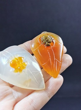 俏色知足常乐小脚丫玛瑙毛衣链