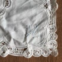 Foreign trade Export Europe Original Single Color Hand embroidered Baise White Pure Cotton Disc Mat Meal Cushion Cover Towel