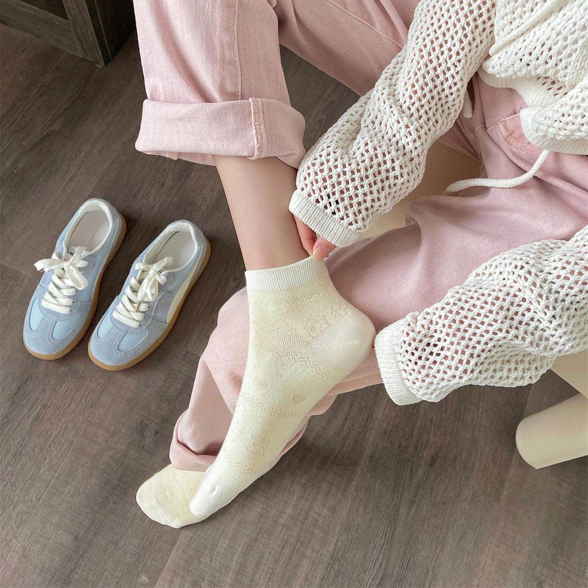 春夏女士薄款爱心纯棉透气无骨女士短筒船袜 女短袜 全店5双包邮 - 图1