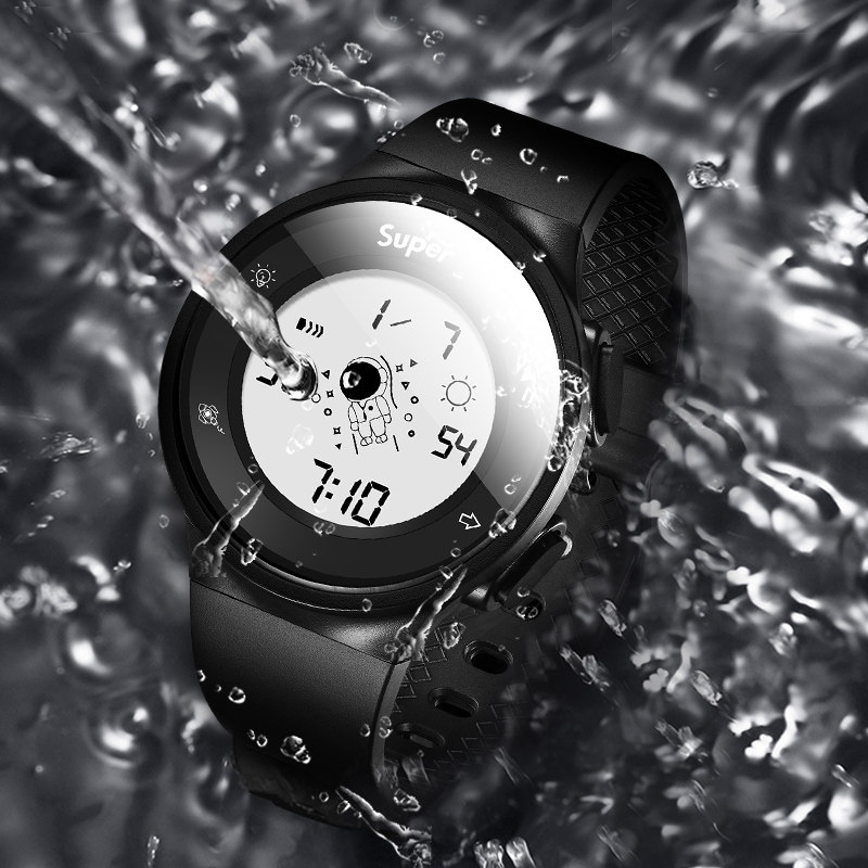 青少年男潮流电子多功能户外闹钟 多伦兹国产腕表