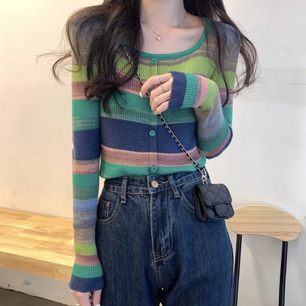 one more法式彩色条纹毛衣女2025冬季新款修身U字领针织衫上衣,淘宝优惠券,粉丝福利购,淘宝优惠卷