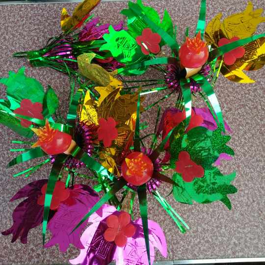 Lantern supplies small spring grass pagoda flower plastic flower basket fruit basket tea pagoda flower bright paper decorative flower